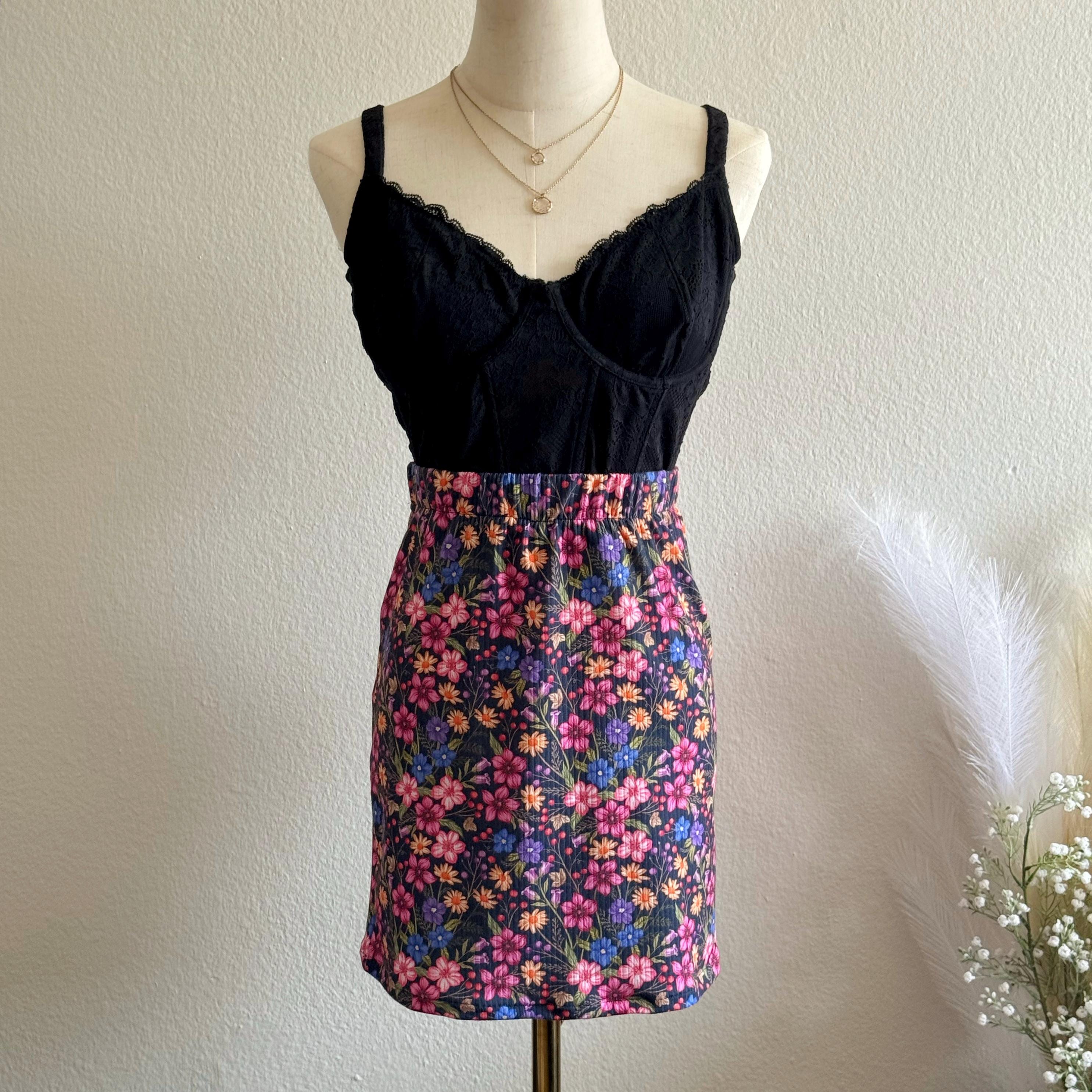 Mila Black Floral Mini Skirt